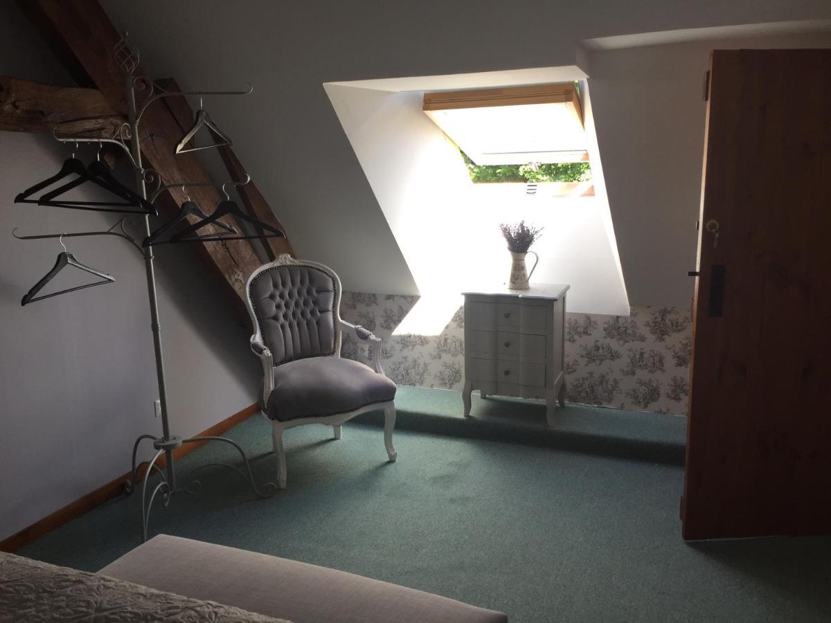 Neuilly-le-Vendin Le Nid Bed & Breakfast エクステリア 写真